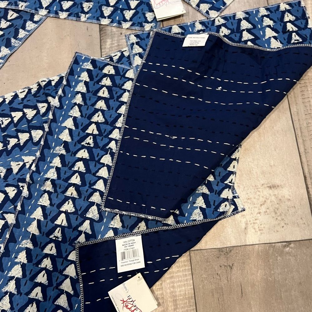 Nwt 7 piece placemats